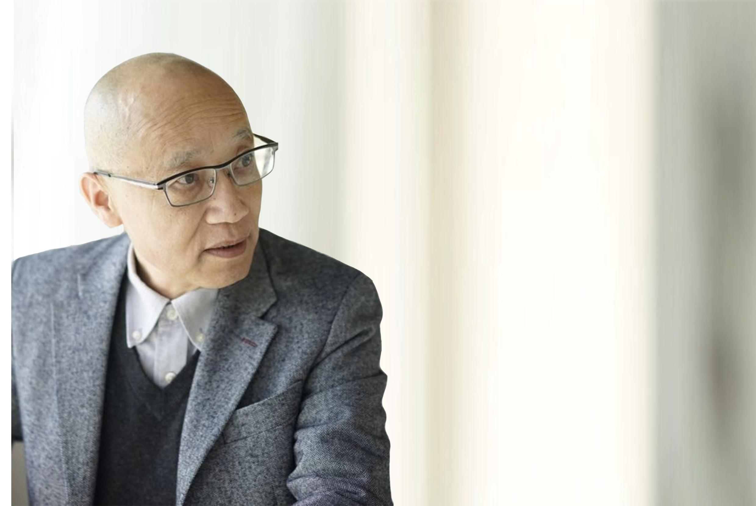 抱志南下育新芽“艺”心探寻创新路——访芒果体育艺术设计学院原院长吴洪（芒果体育报）